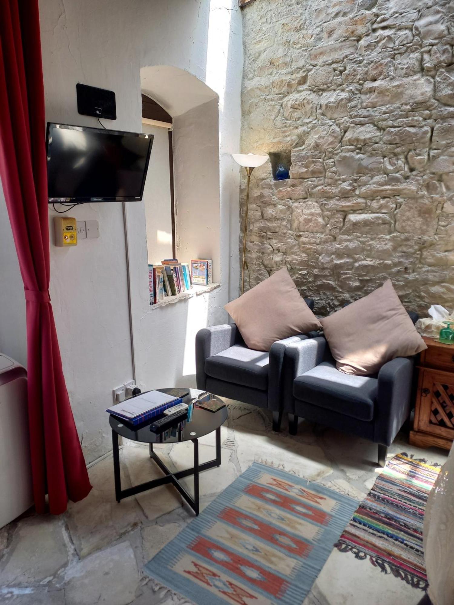 The Spidaki Hotel Lania Exterior photo